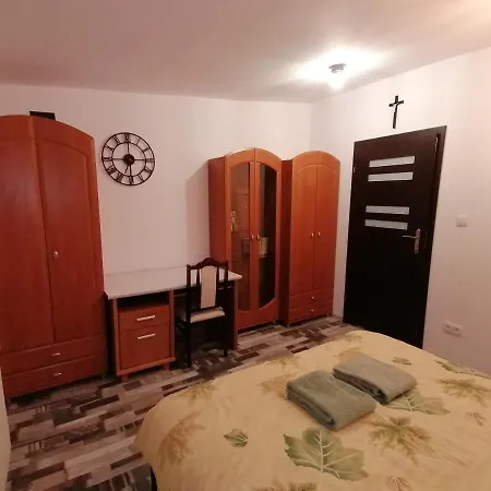 בית הארחה Robi Loft Apartament